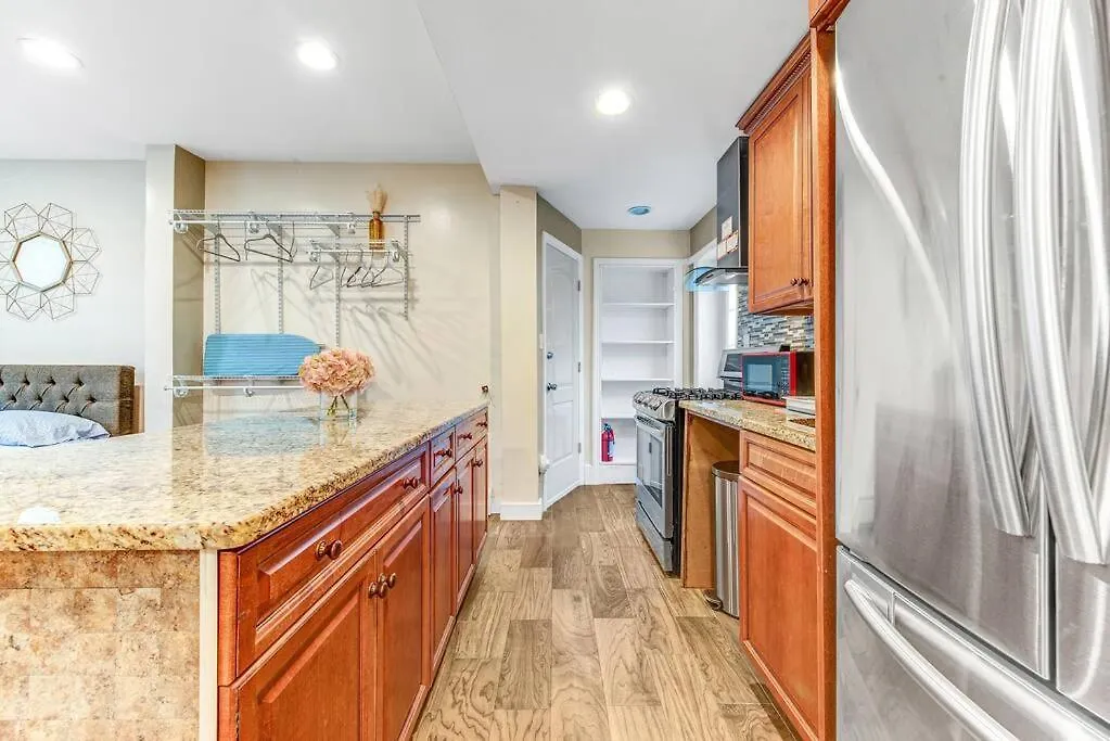 Modern And Cozy Studio Close To Nyc - No Car Needed! North Bergen 0*,