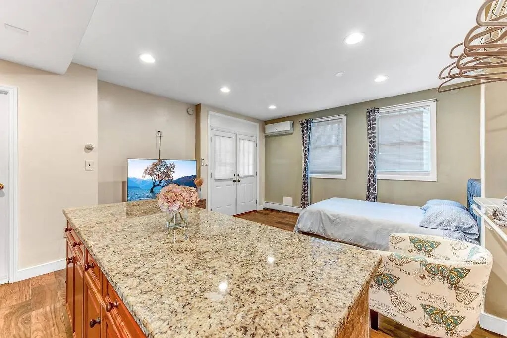 Modern And Cozy Studio Close To Nyc - No Car Needed! North Bergen Appartement